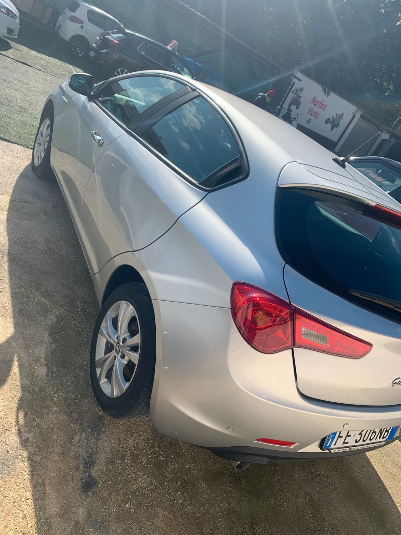 Alfa Romeo Giulietta 2016 photo 2