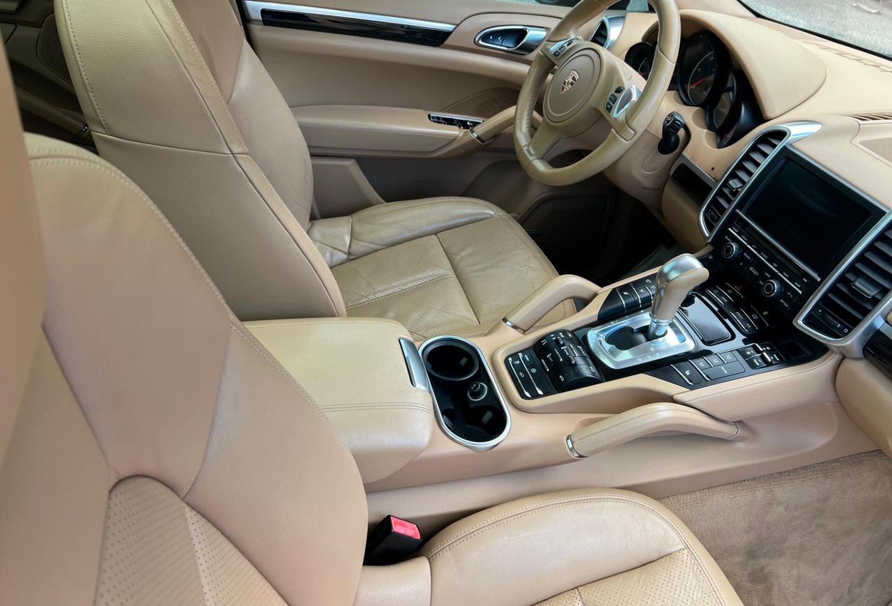 Porsche Cayenne 3.0 v6 Diesel 245cv