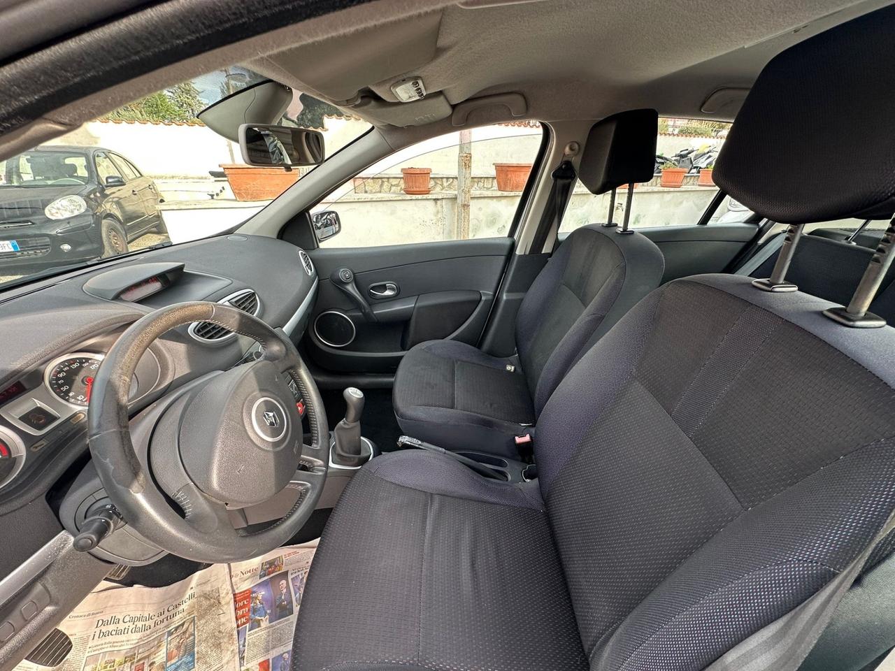 Renault Clio 1.6 benzina