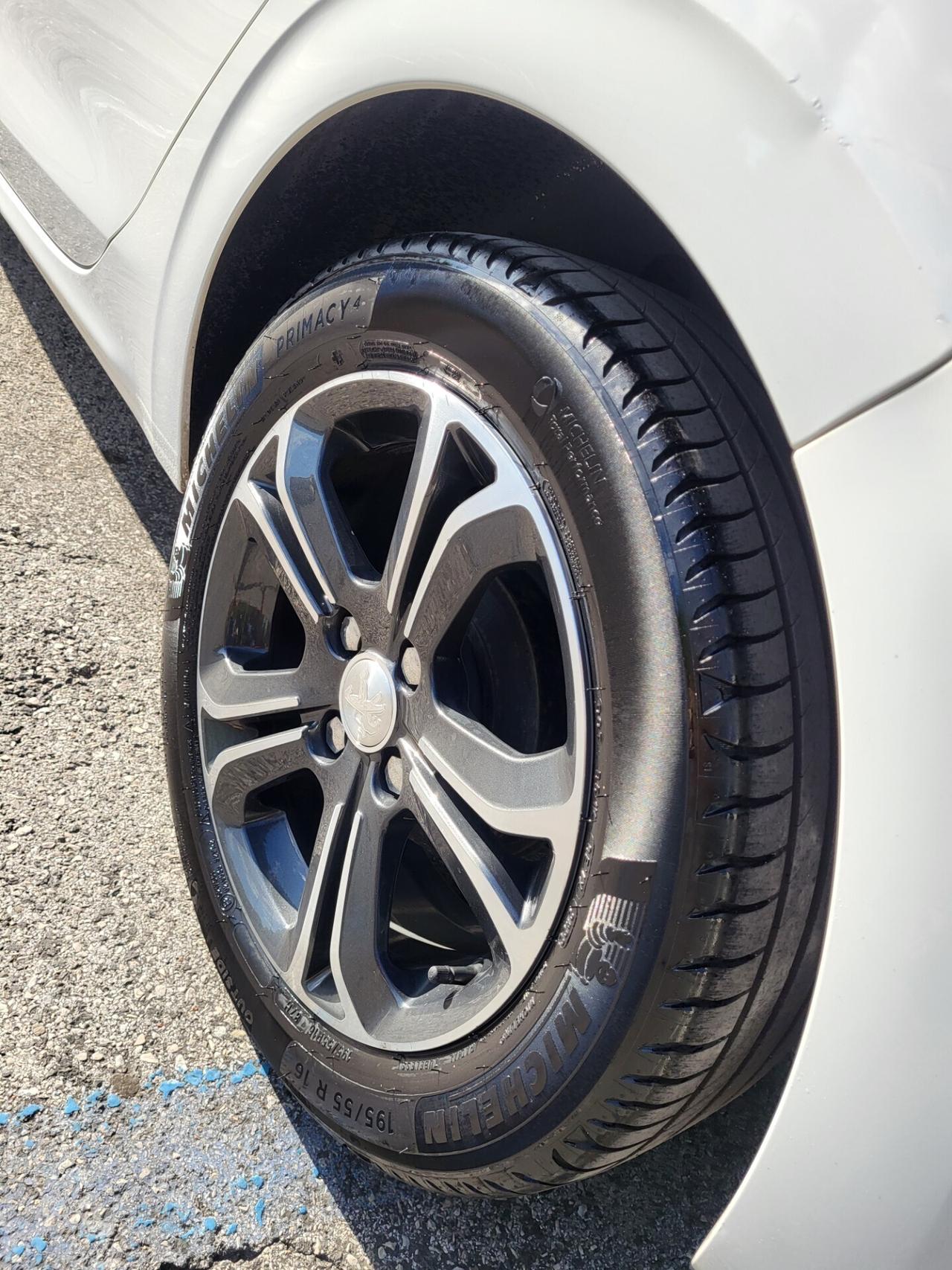 Peugeot 208 1.4 HDI-CINTA DISTRIBUZ. E TAGLIANDO