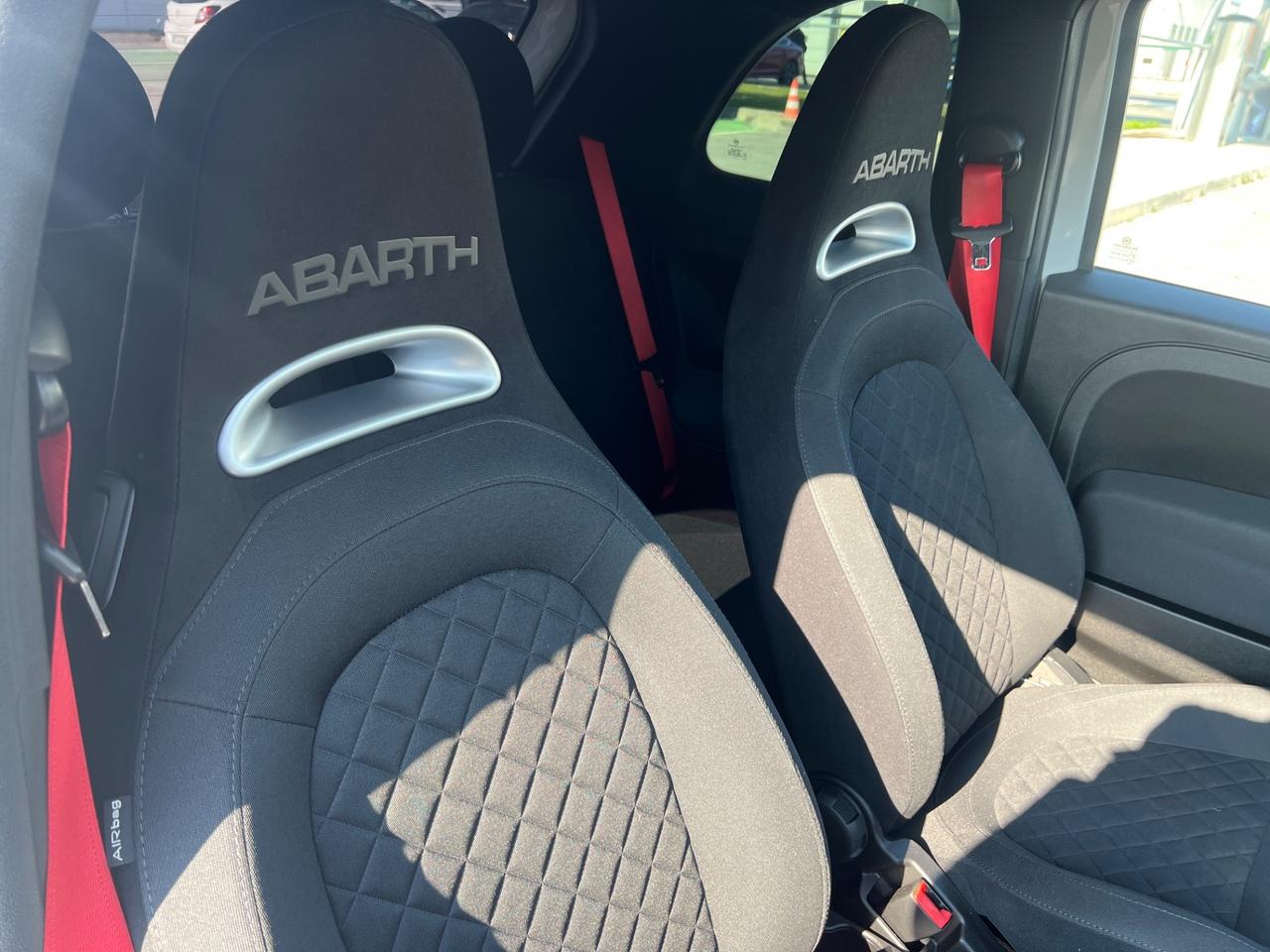 Abarth 595 1.4 Turbo T-Jet 145 CV
