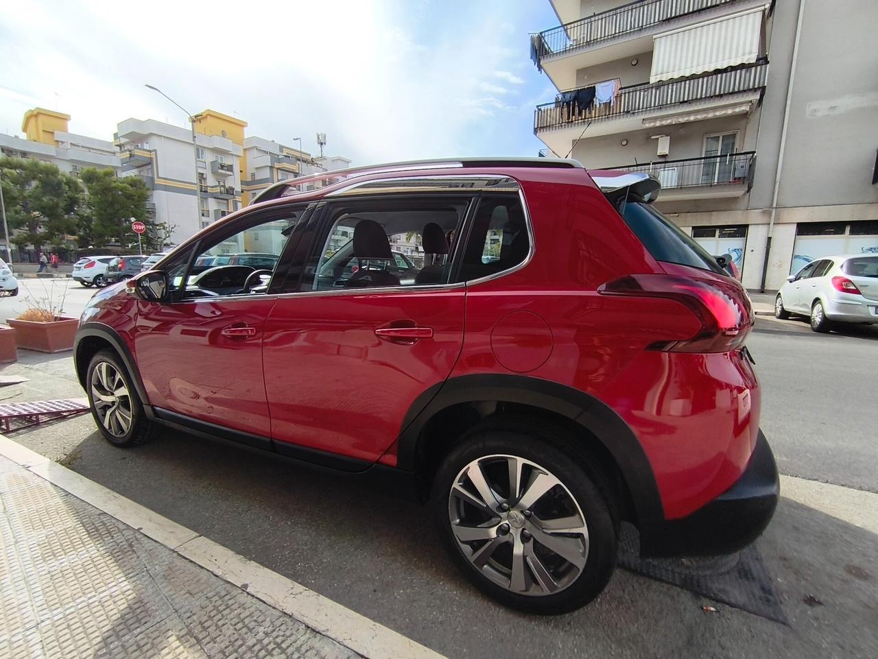 Peugeot 2008 BlueHDi 120 S&S Allure