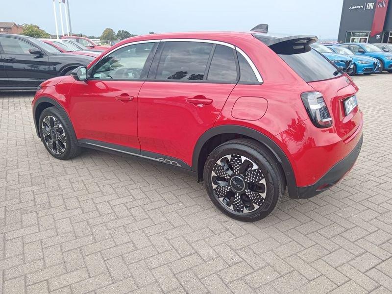 FIAT 600 1.2 Hybrid 110cv La Prima