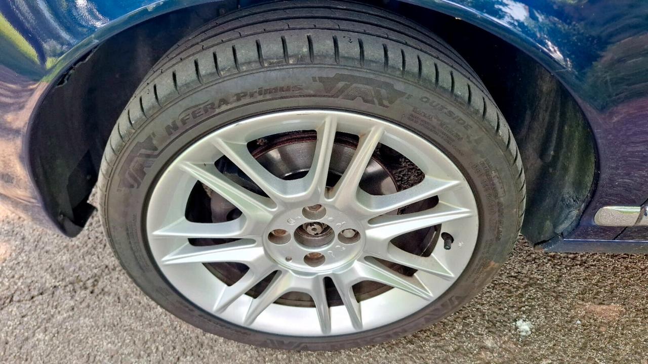 LANCIA YPSILON 1.3MTJ NEOPATENTATI