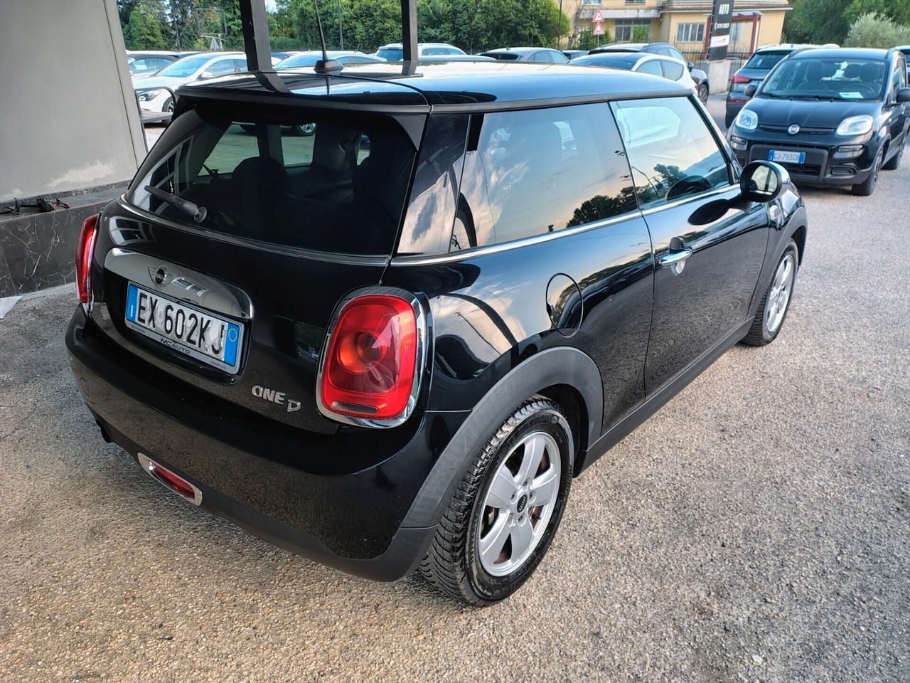 Mini Mini 1.5 One D Business XL