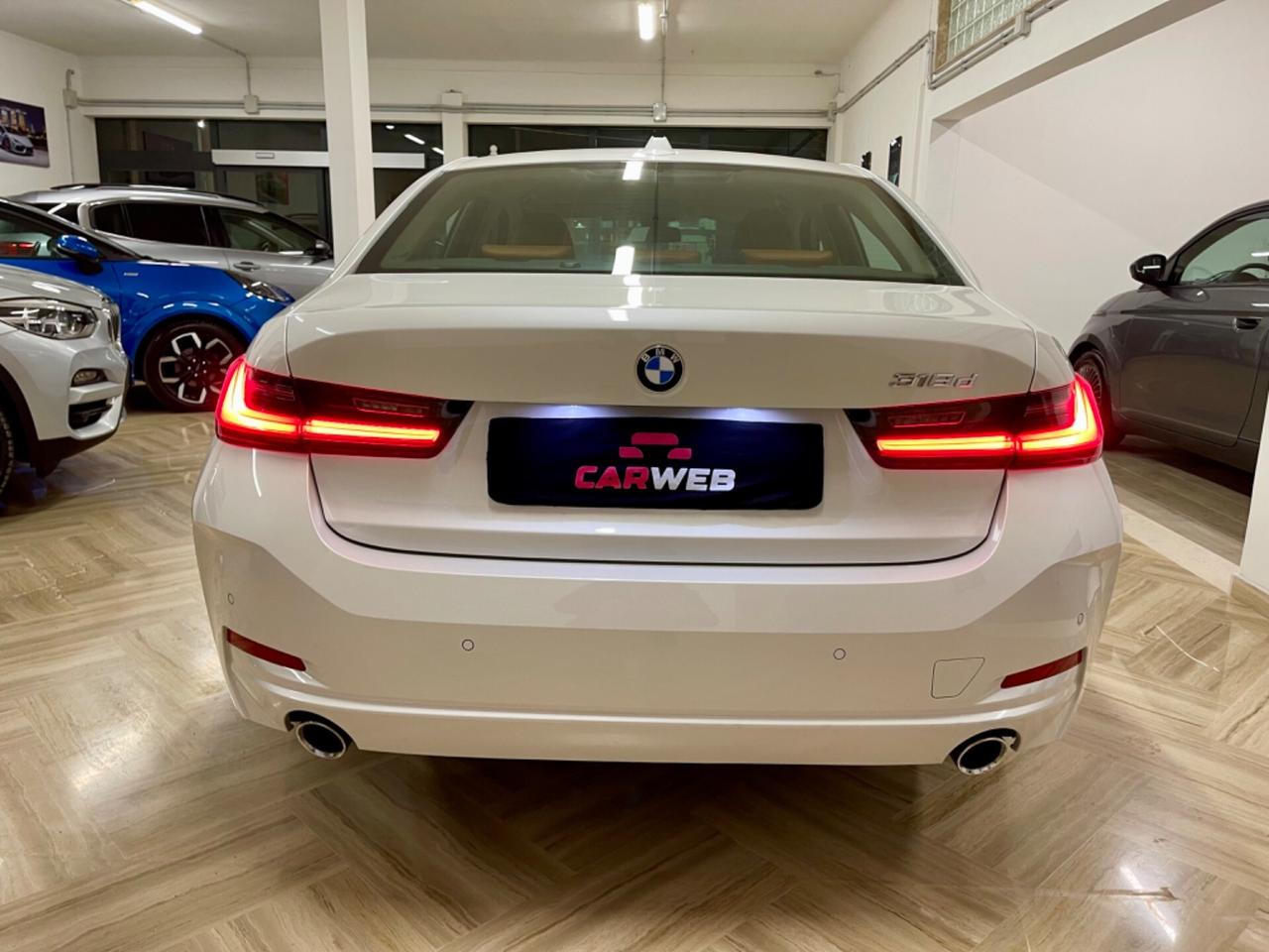 BMW serie 3 318D Sedan LUXURY 150cv 2023