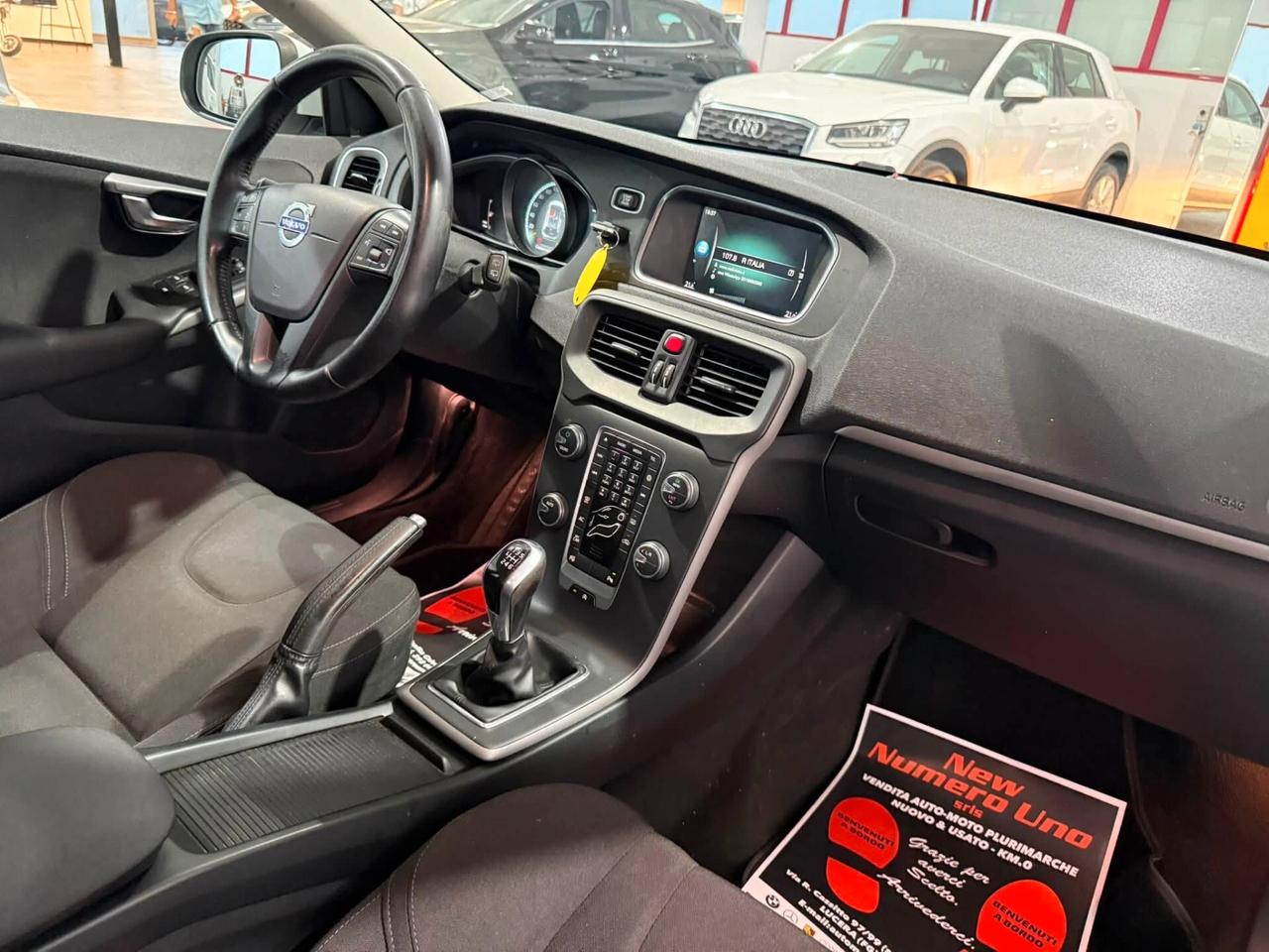 Volvo V40 D2 1.6 115cv SUMMUM 2015