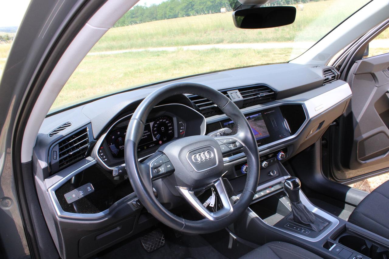 Audi Q3 SPB 35 TDI Business Plus