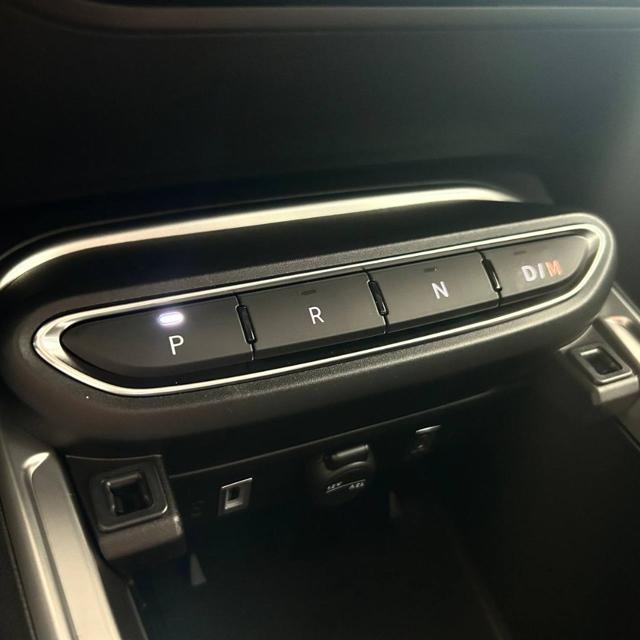 JEEP Avenger 1.2 Turbo MHEV Summit