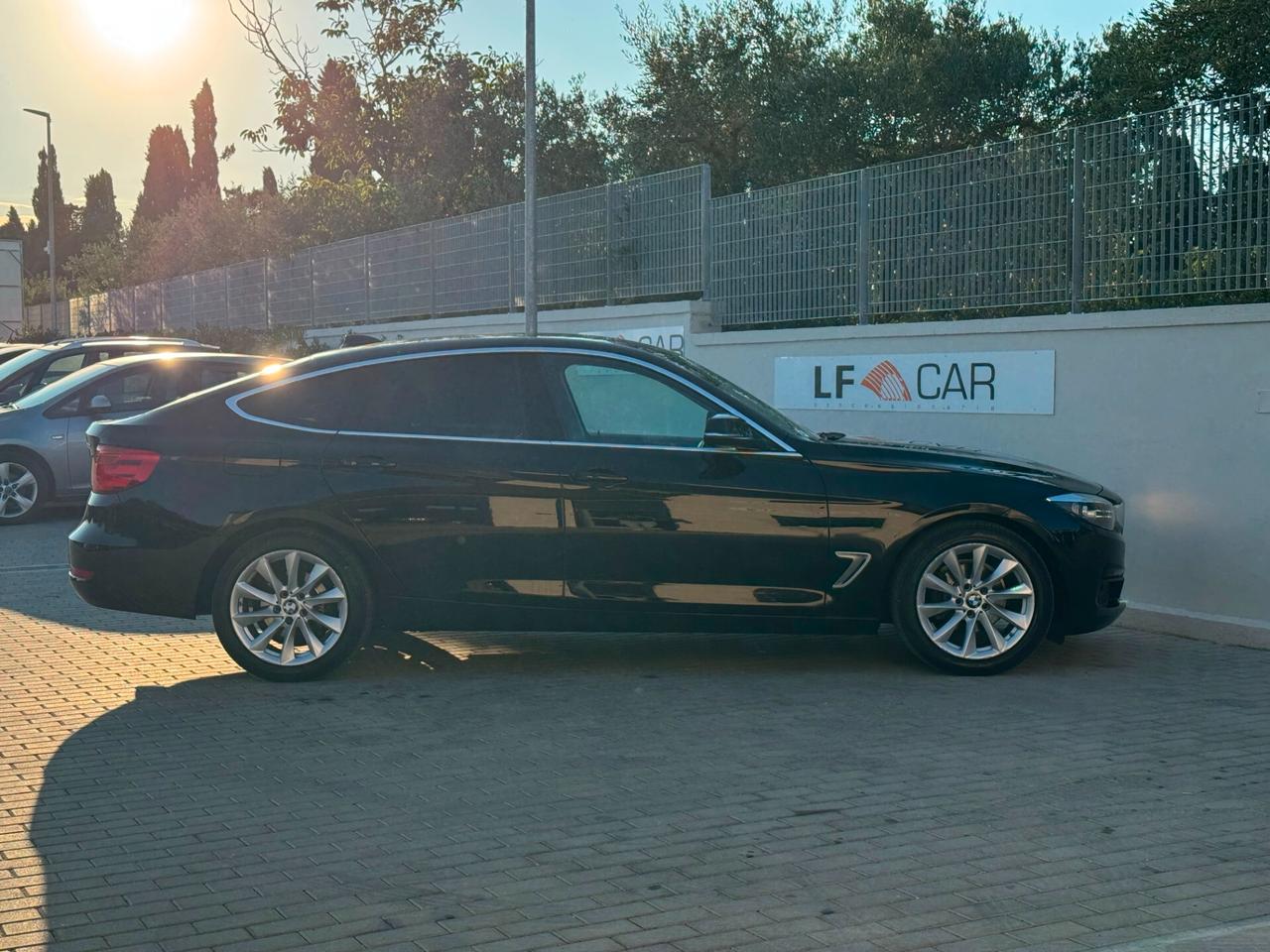 Bmw 318d Gran Turismo 2.0 Business Advantage automatica 150 cv