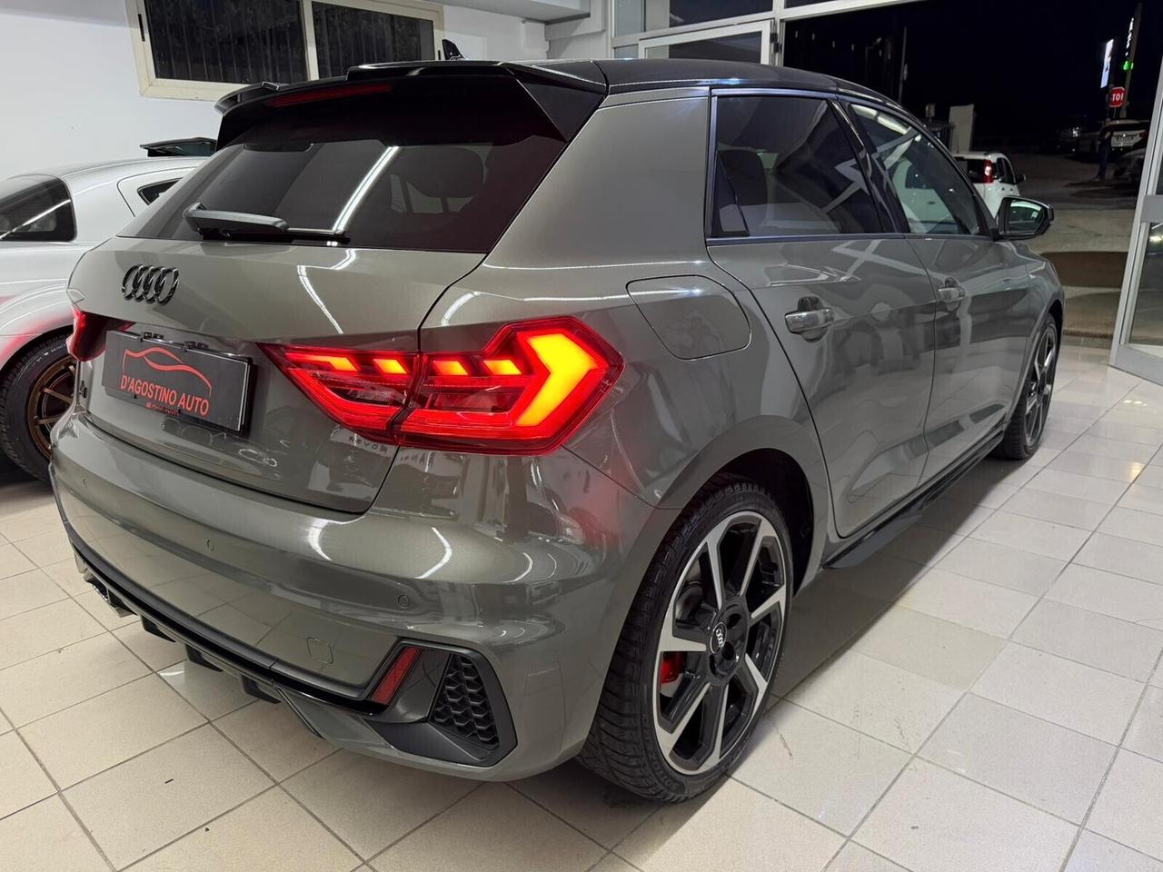 Audi A1 SPB 40 TFSI S tronic line edition