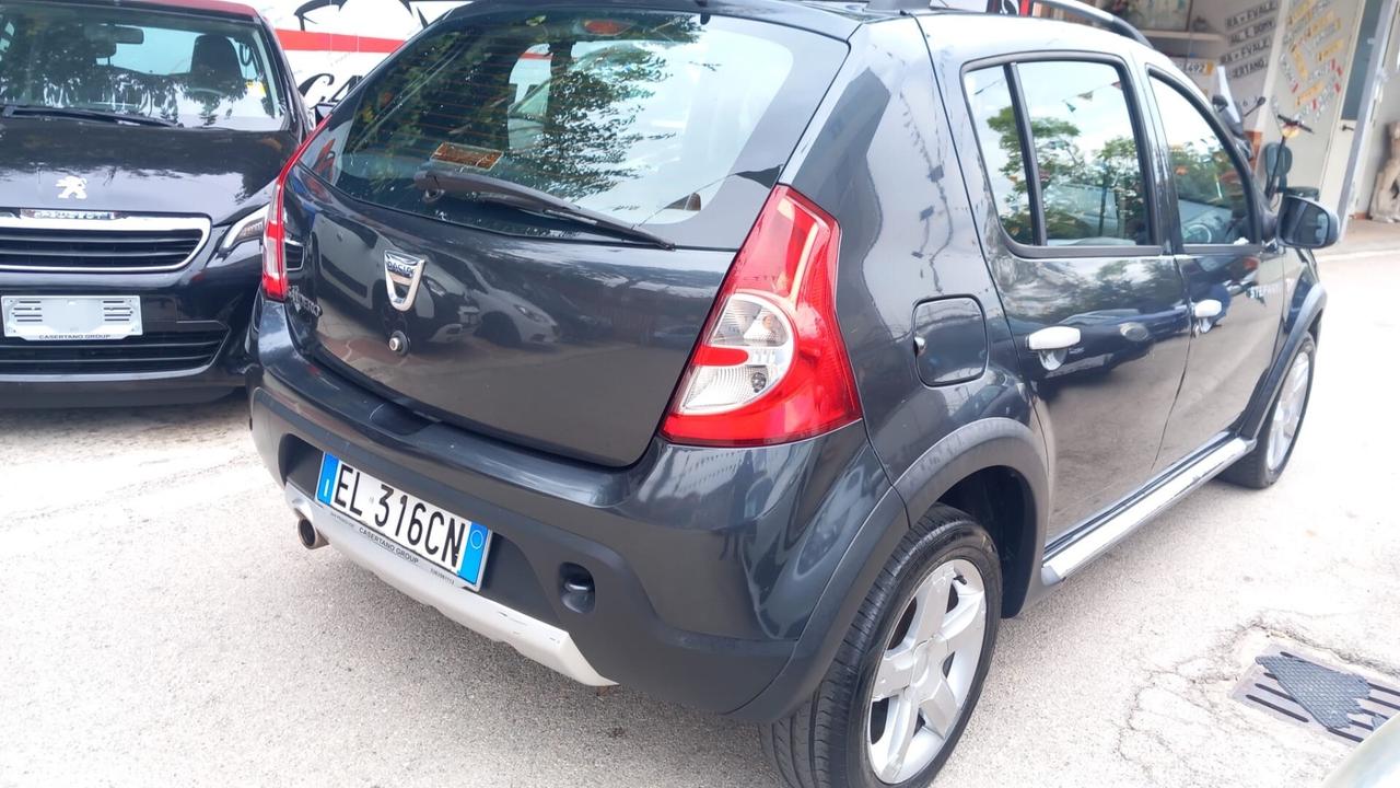 Dacia Sandero Stepway 1.6 8V GPL 85CV