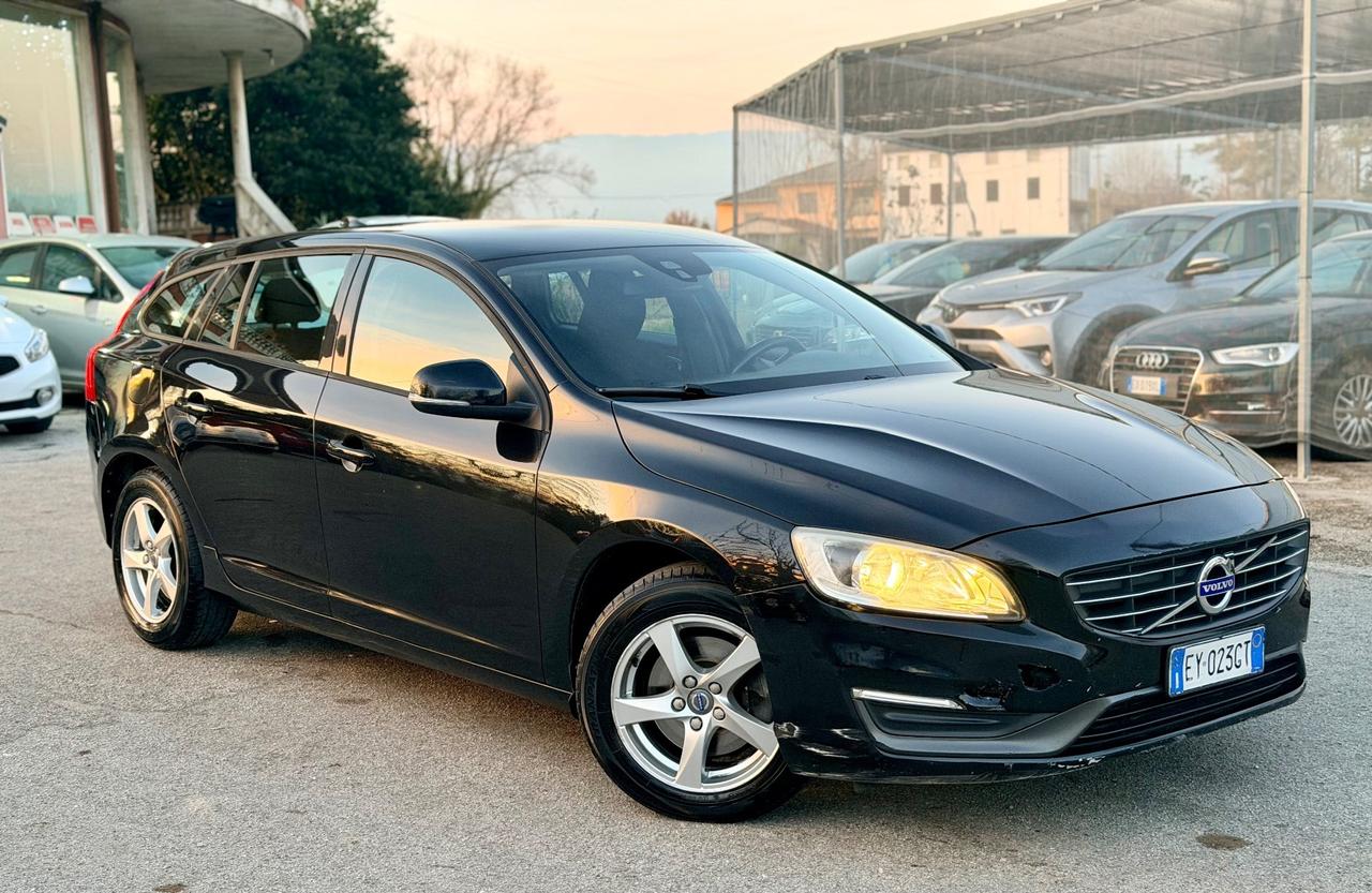 Volvo V60 2015 1,6 D2 per export