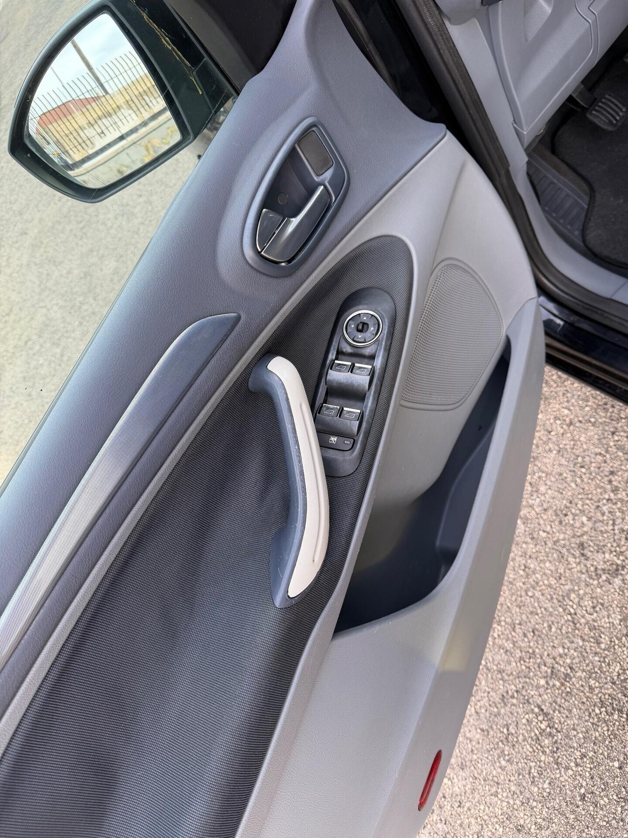 Ford S-Max 2.0 TDCi 140CV Titanium DPF