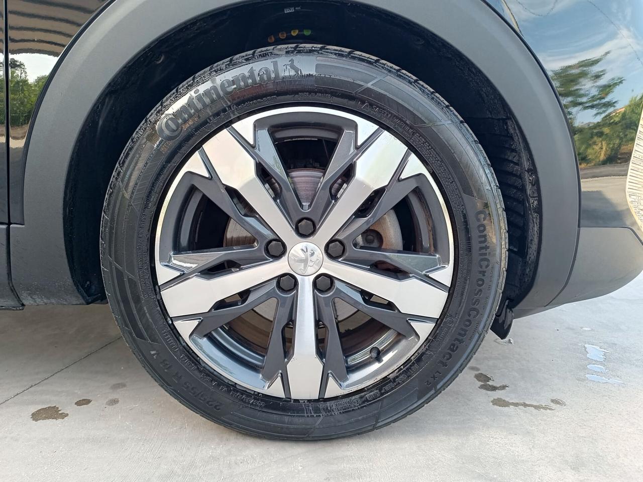 Peugeot 3008 BlueHDi 130 S&S EAT8 Allure