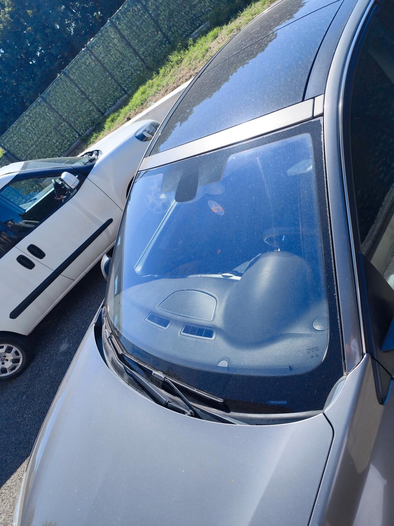 Renault Laguna 2.0 dCi 150CV