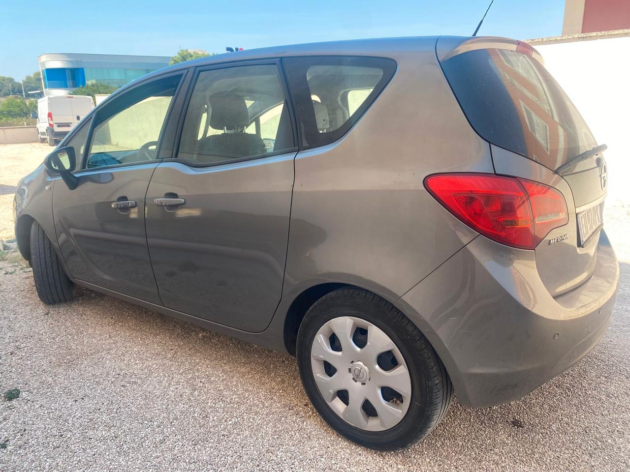 Opel Meriva 1.3 CDTI 95CV ecoFLEX Cosmo