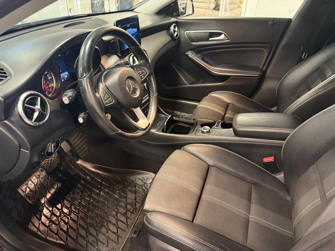 Mercedes-benz CLA 200 d S.W. Automatic Premium