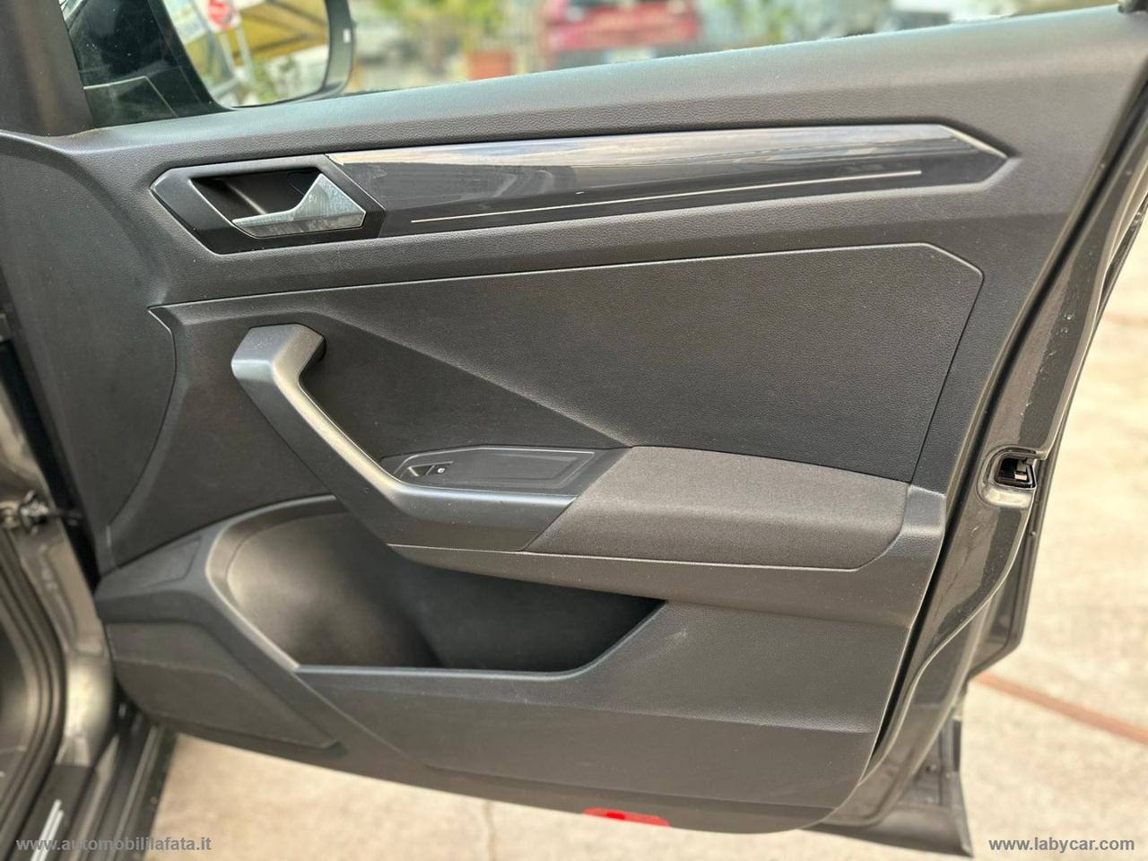 VOLKSWAGEN T-Roc 1.6 TDI SCR Advanced BlueMot.Tech. PARI AL NUOVO