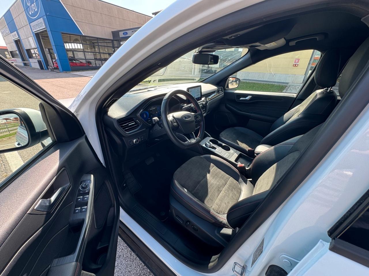 Ford Kuga St-Line X 2.0 EcoBlue 120CV AWD (4×4)