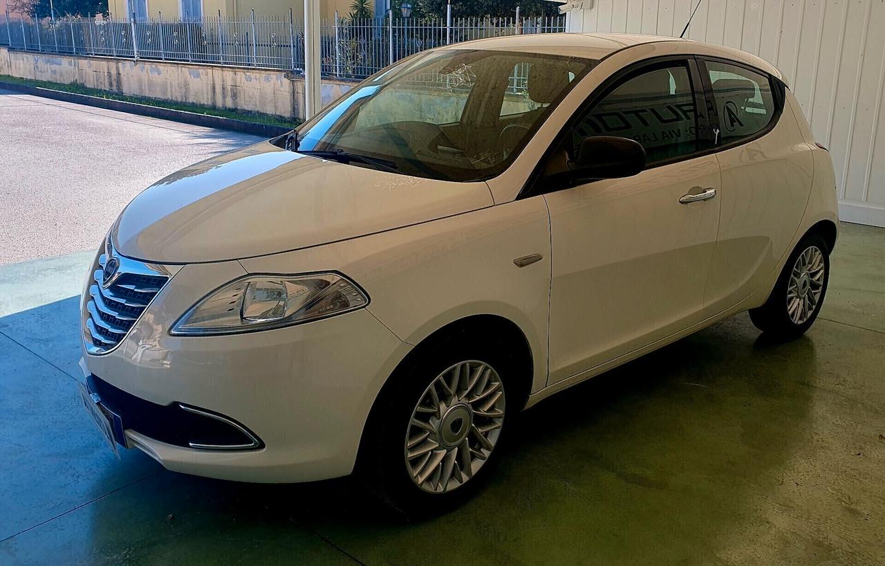 Lancia Ypsilon 1.2 BENZ. -2015- KM. 117.400