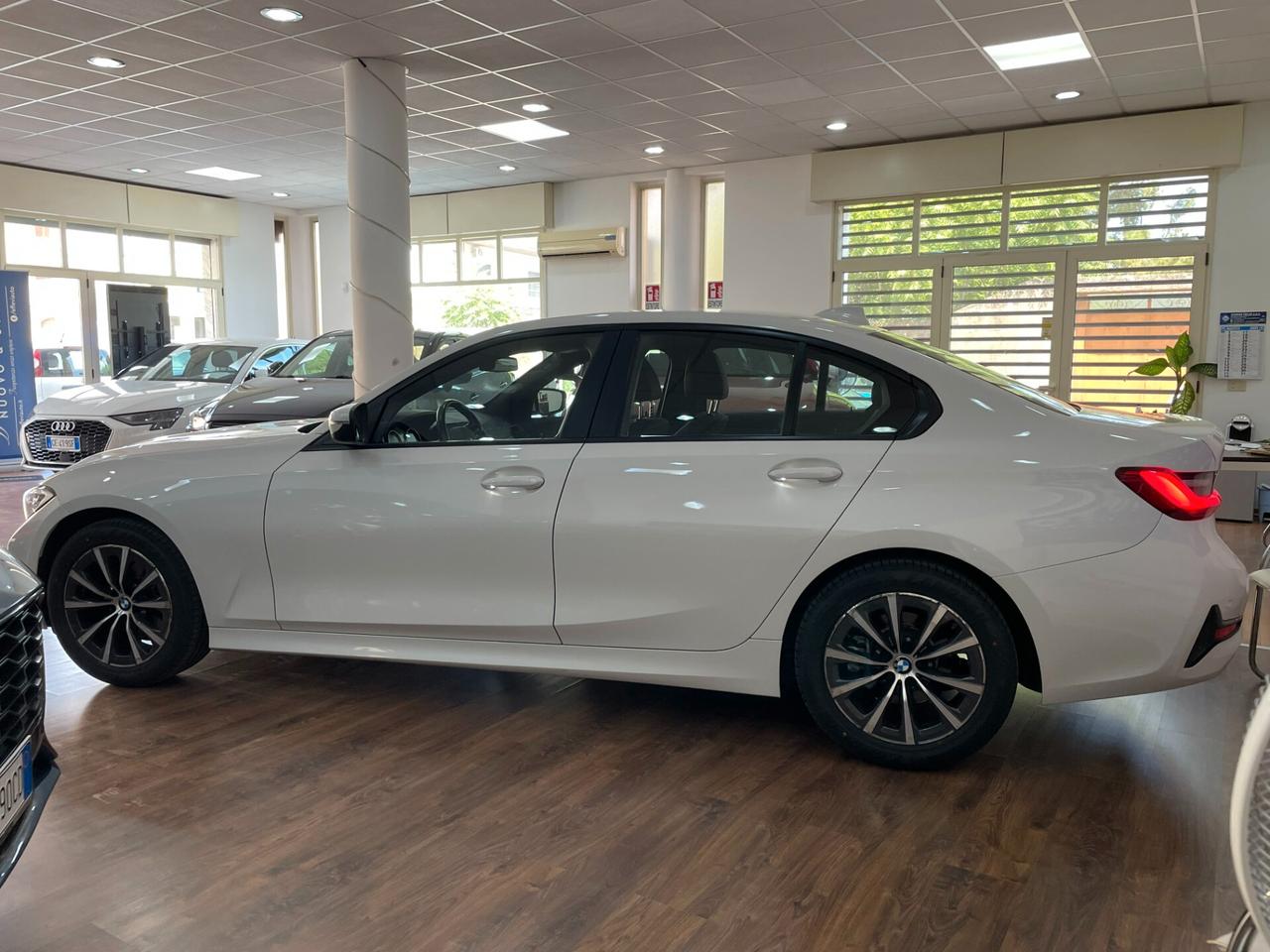 BMW 320D 190CV ADVANTAGE PROMO ESTATE