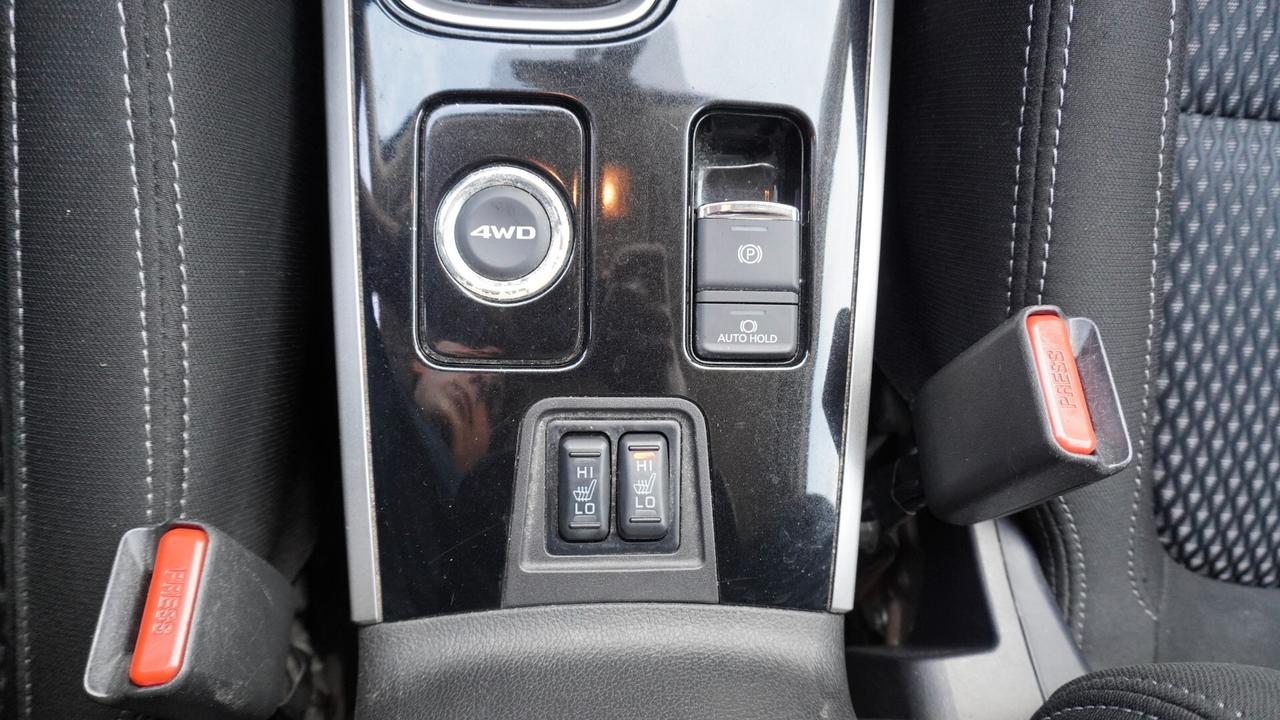 Mitsubishi Outlander 2.2 DI-D 4WD Intense