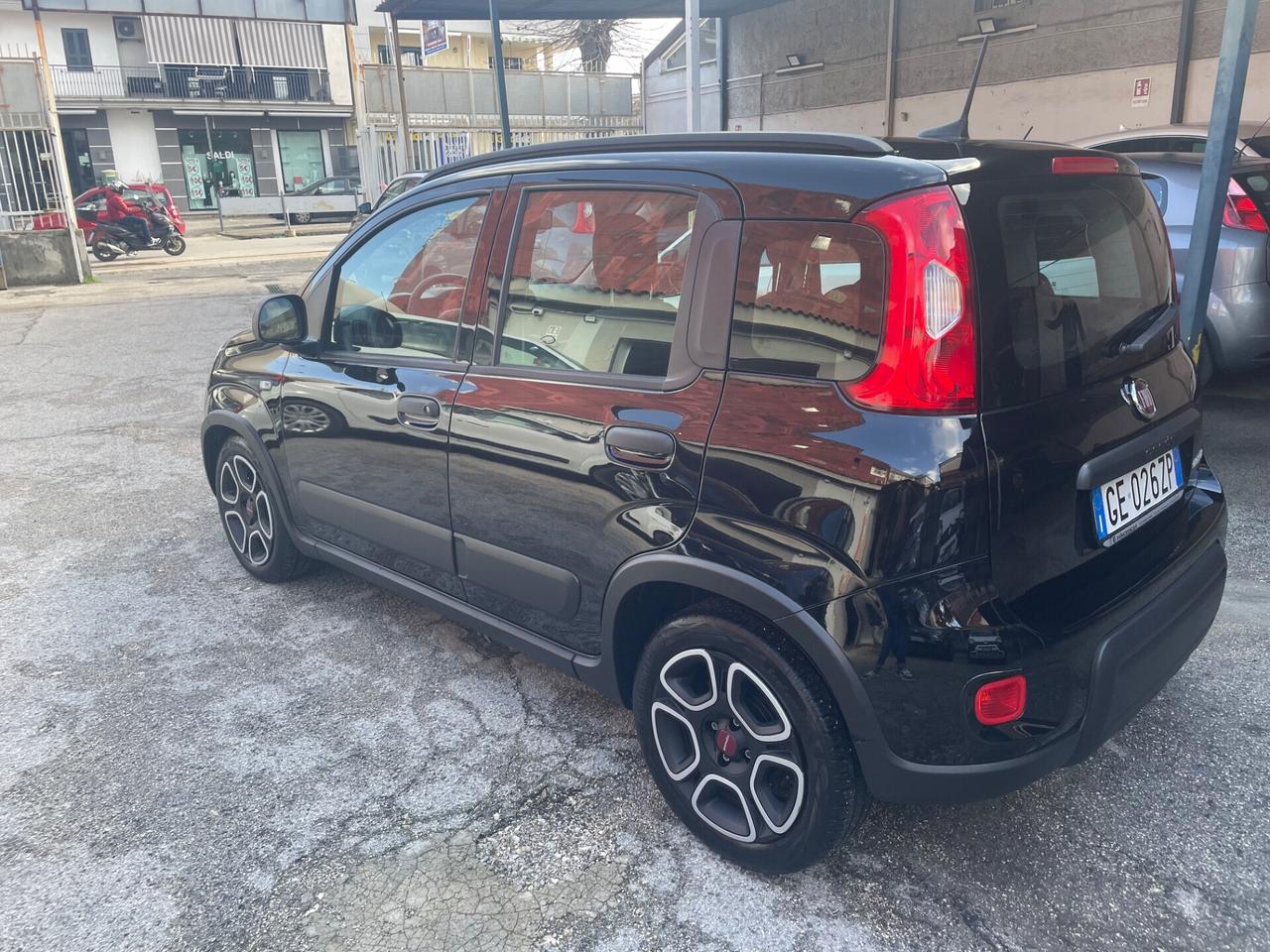 Fiat Panda 1.0 hybrid city life