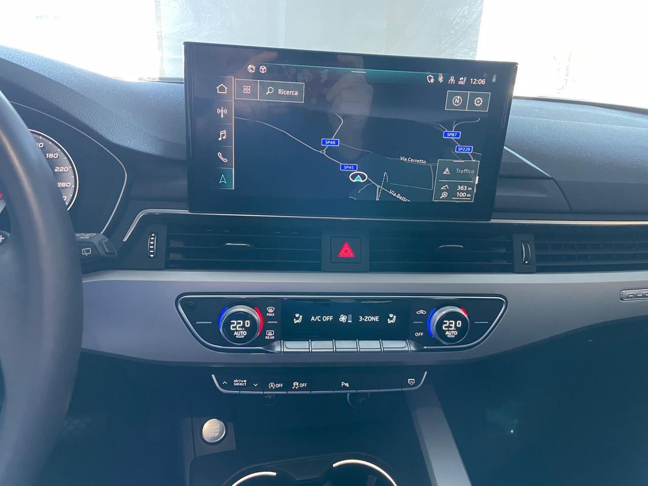 Audi A4 Avant 40 TDI quattro S tronic Business Advanced