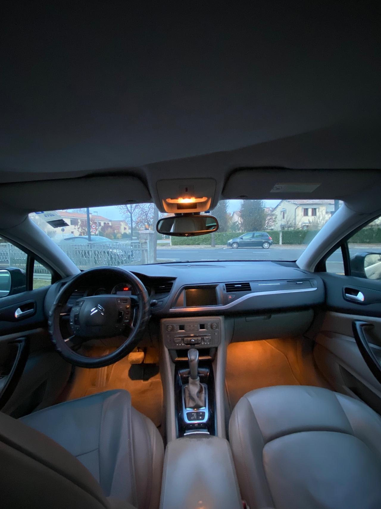 Citroen C5 2.0 HDi 138 aut. Business Tourer