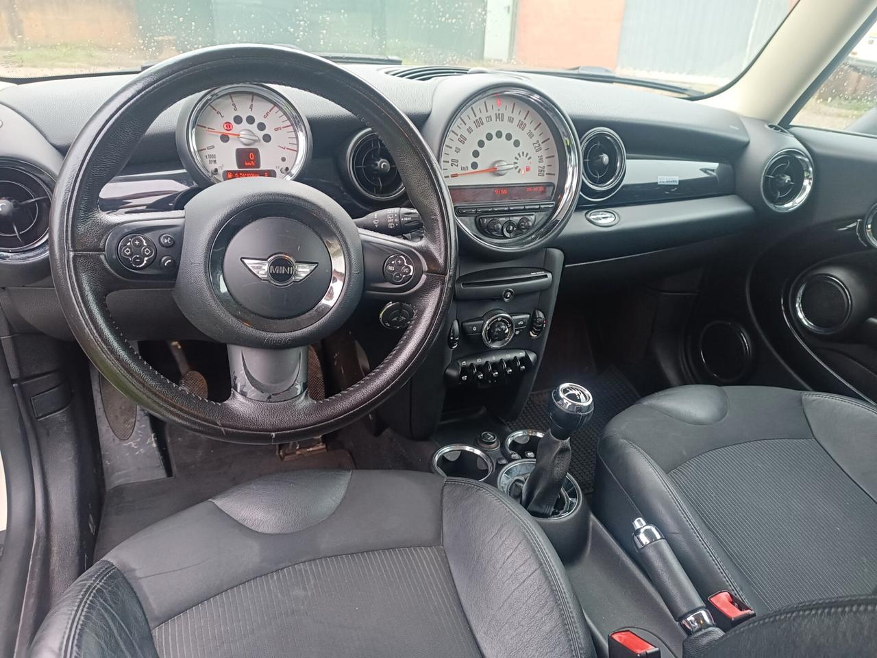 Mini Cooper D Clubman molto bella