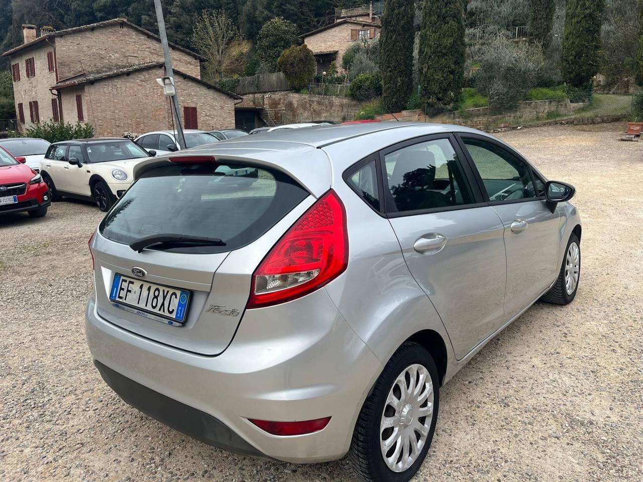 Ford Fiesta 1.2 Benzina - Neopatentati