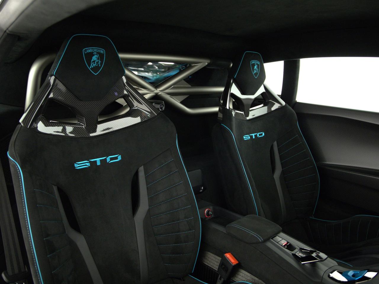 Lamborghini Huracan coupe 5.2 evo 640 awd IVA ESPOSTA AKRAPOVIC