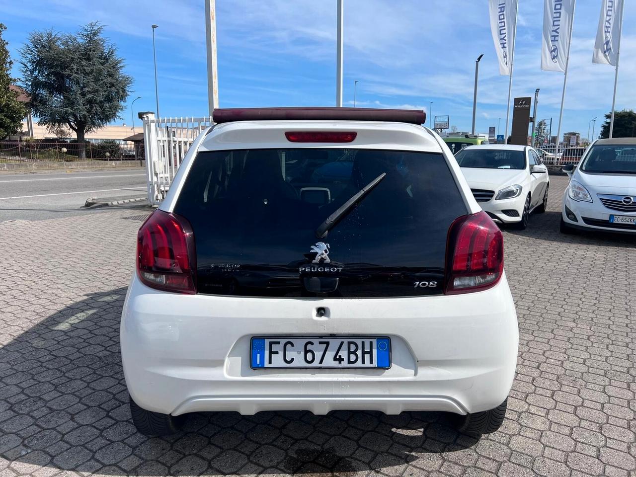 Peugeot 108 PureTech 82 5 porte Allure TOP!