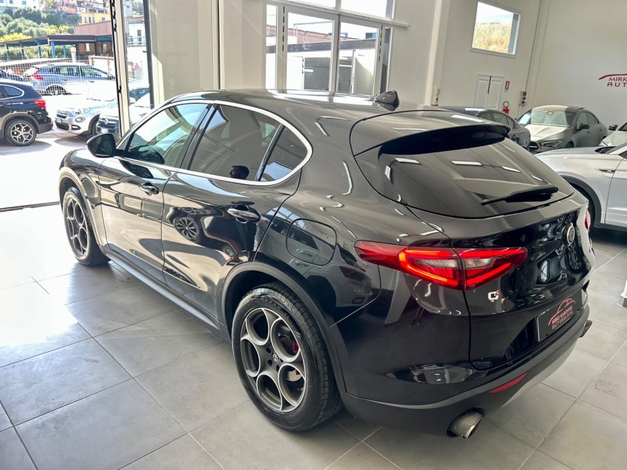 Alfa Romeo Stelvio 2.2 210 CV AT8 Q4 FINANZIABILE