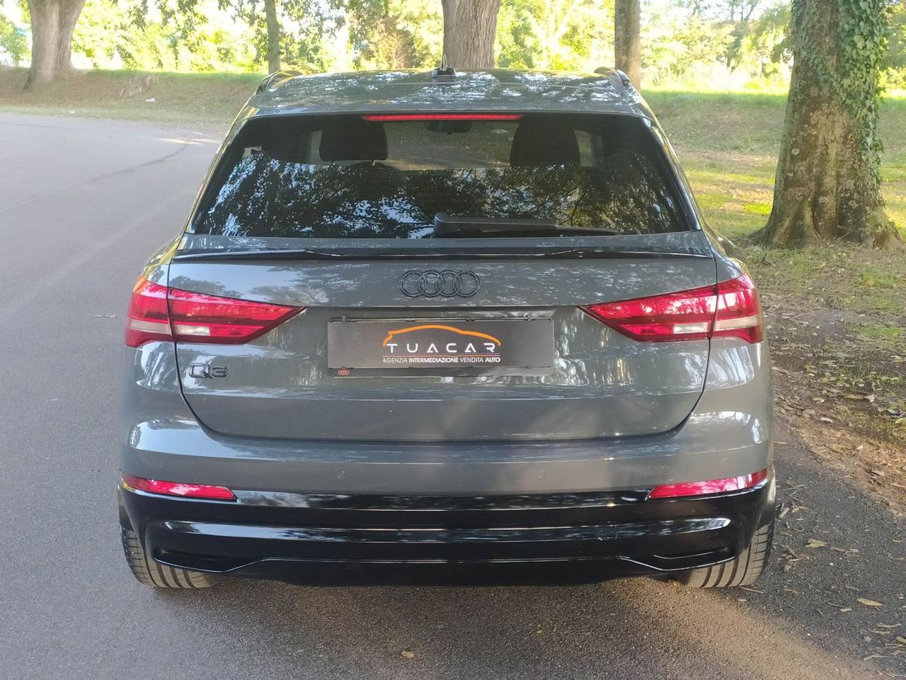 Audi Q3 Business 2.0 35 TDI #7170