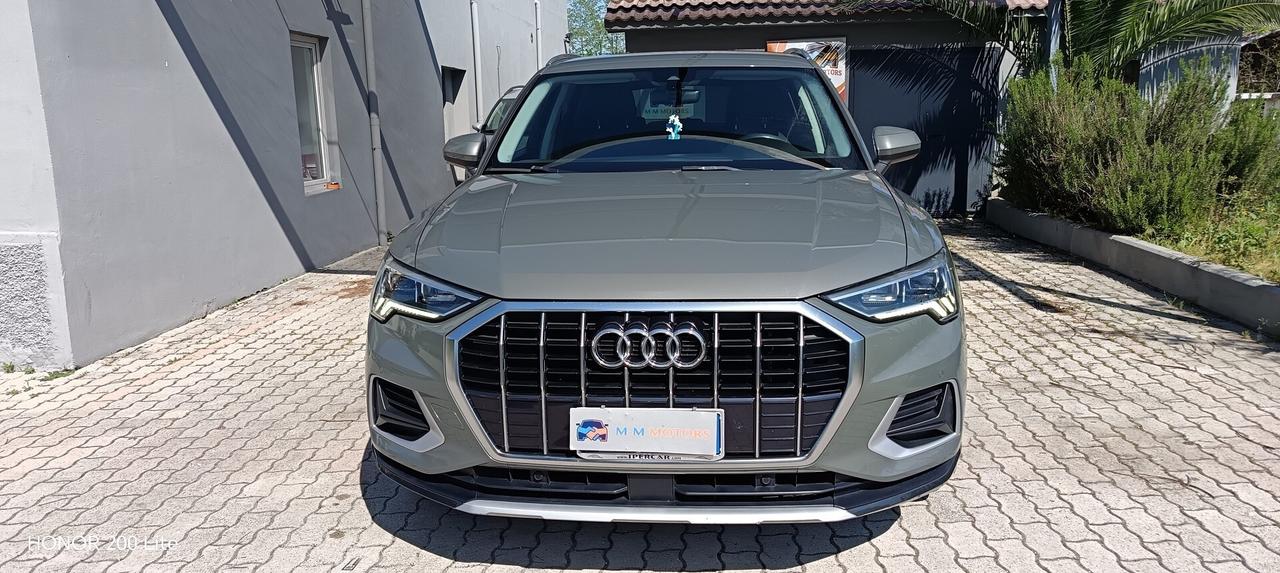 Audi Q3 35 2.0 tdi Business Advanced s-tron ProMMo