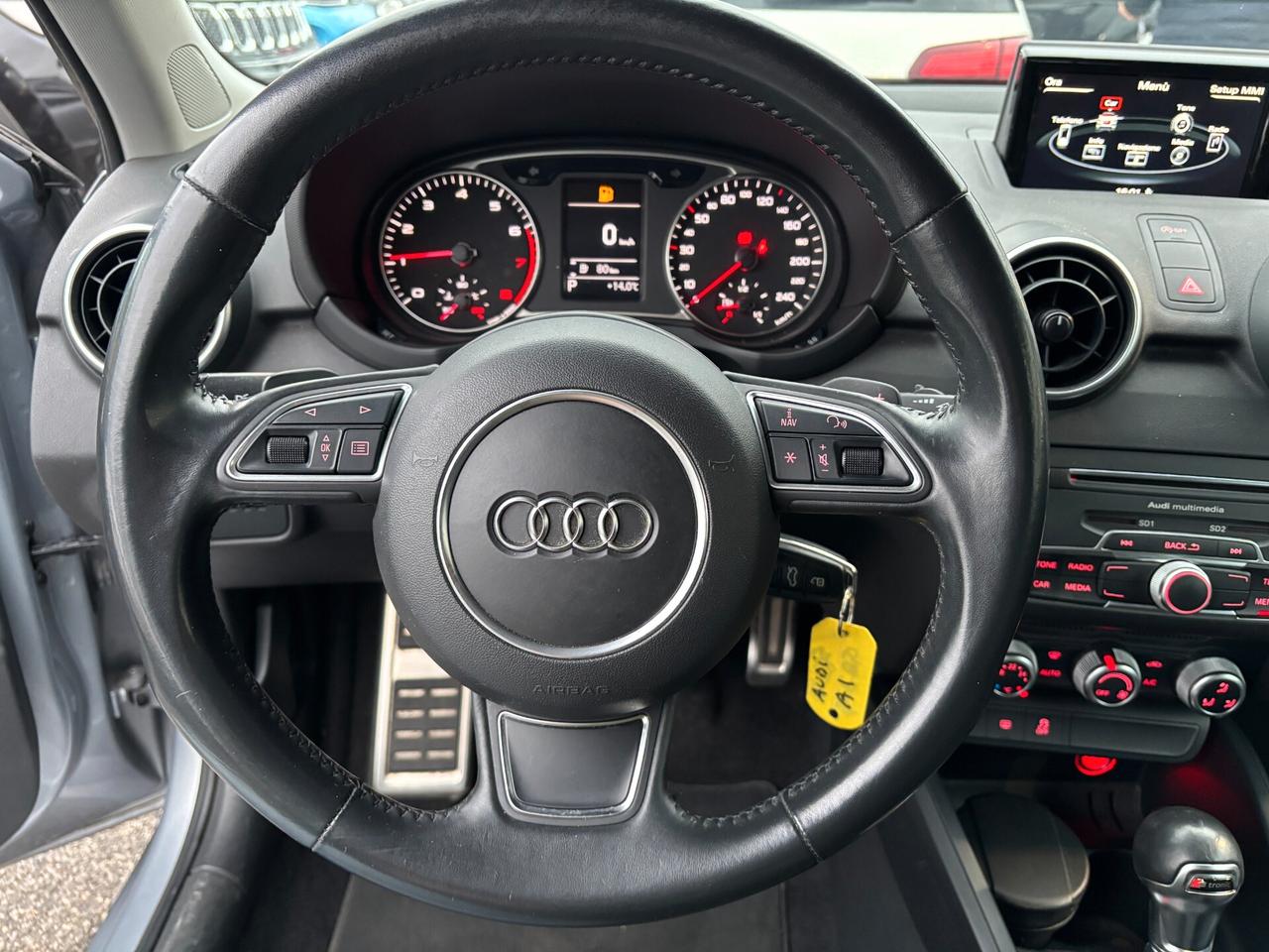 Audi A1 1.0 TFSI ultra S tronic AUTOMATICA