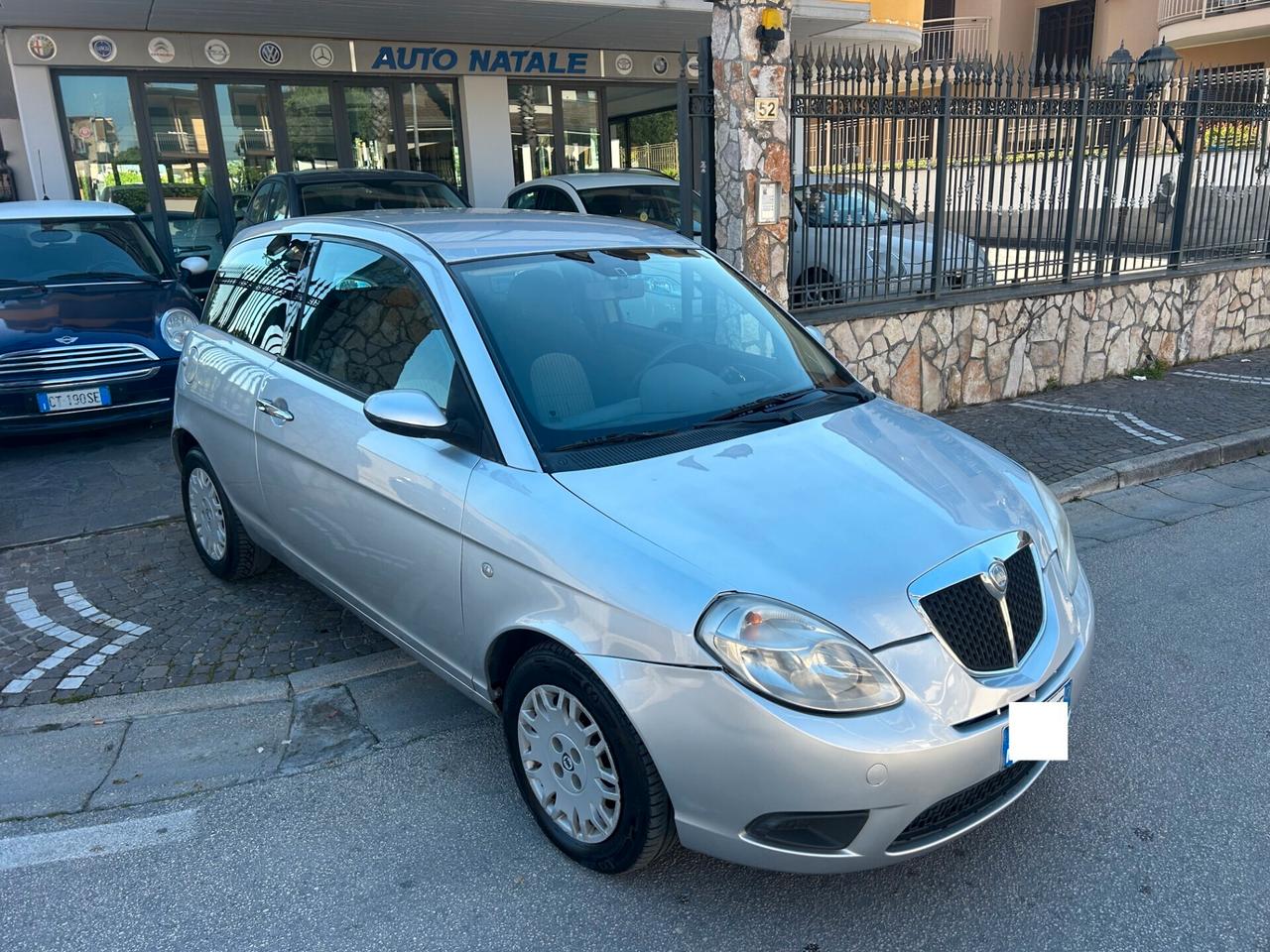 Lancia Ypsilon 1.3 MJT 75 CV Argento