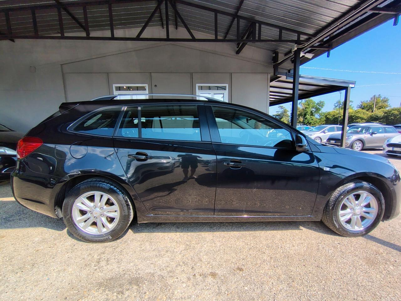 Chevrolet Cruze 1.7 Diesel Station Wagon LTZ