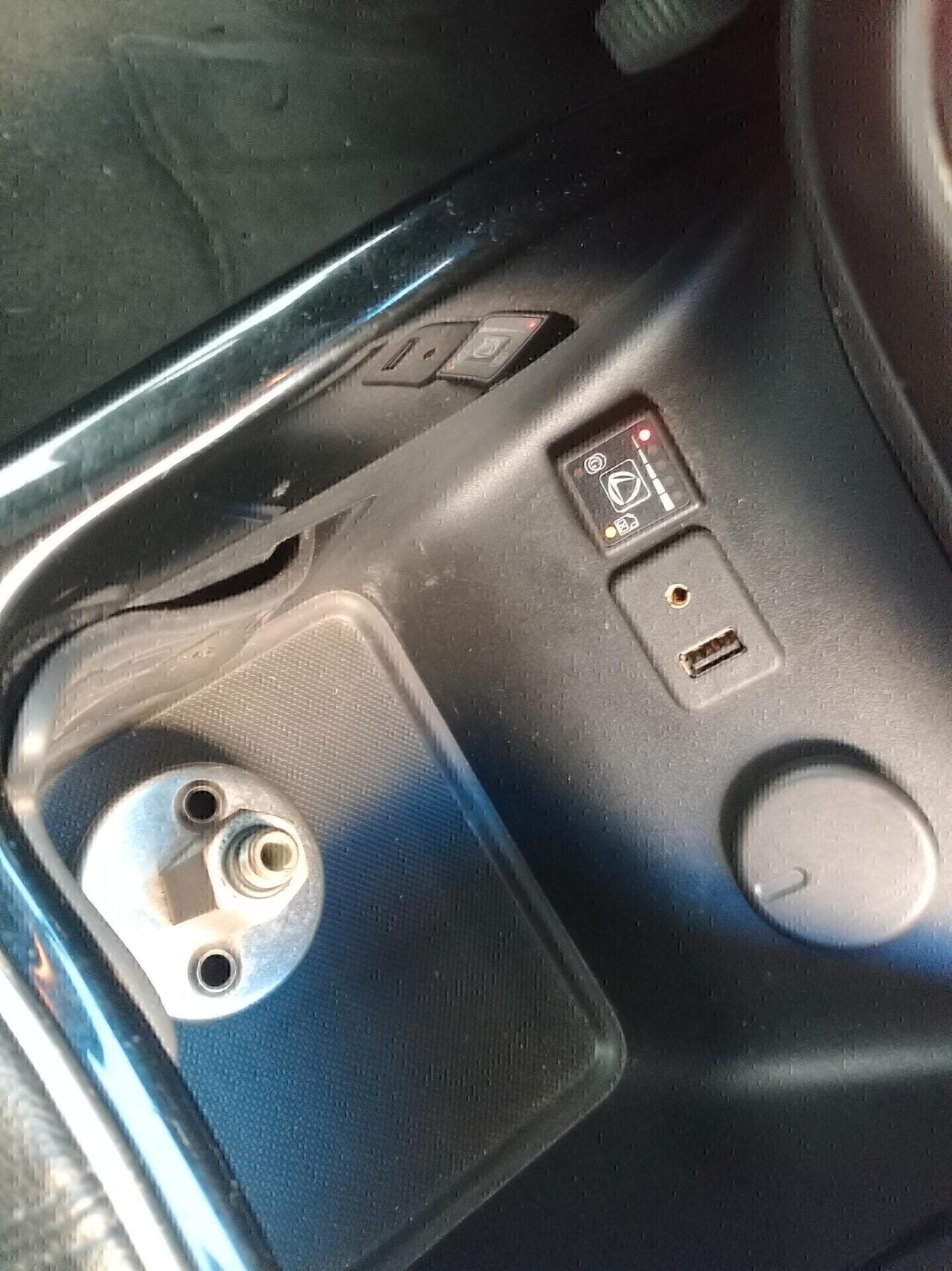 Opel Adam 1.2 70 CV #GPL#