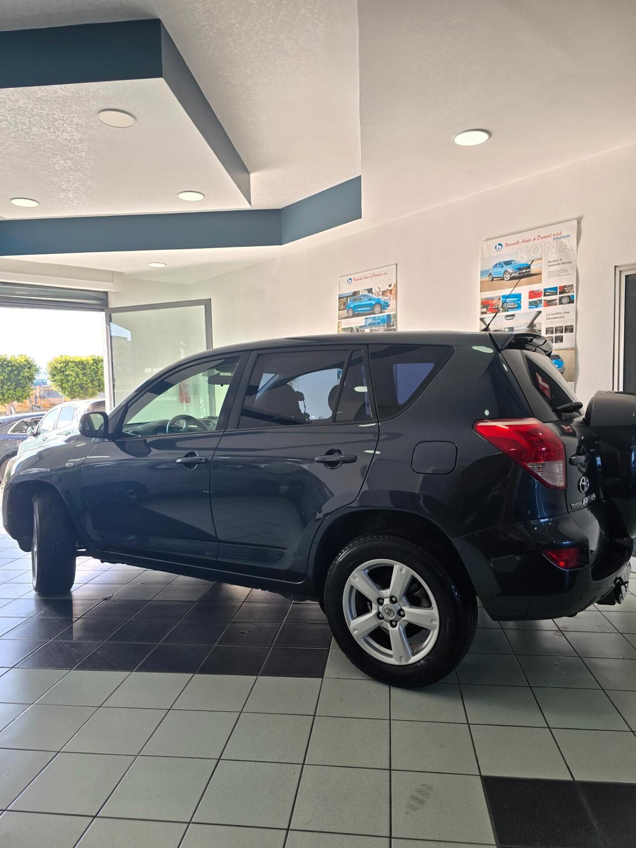 Toyota RAV 4 RAV4 2.2 D-4D 136 CV