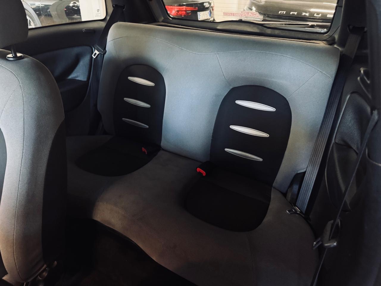 Lancia Ypsilon 1.2 Argento