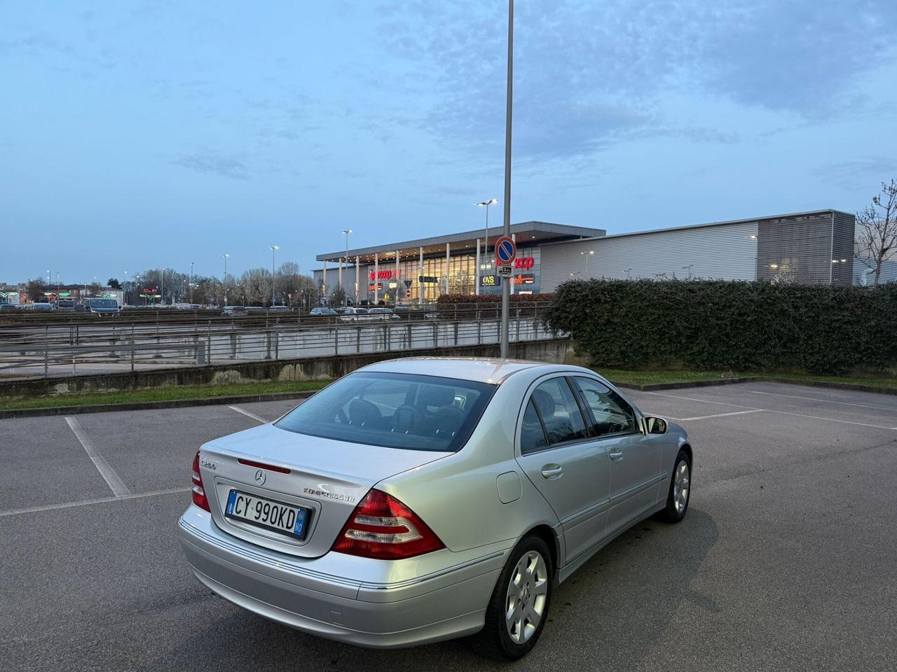 Mercedes-benz C 200 Kompressor TPS cat Avantgarde Sport