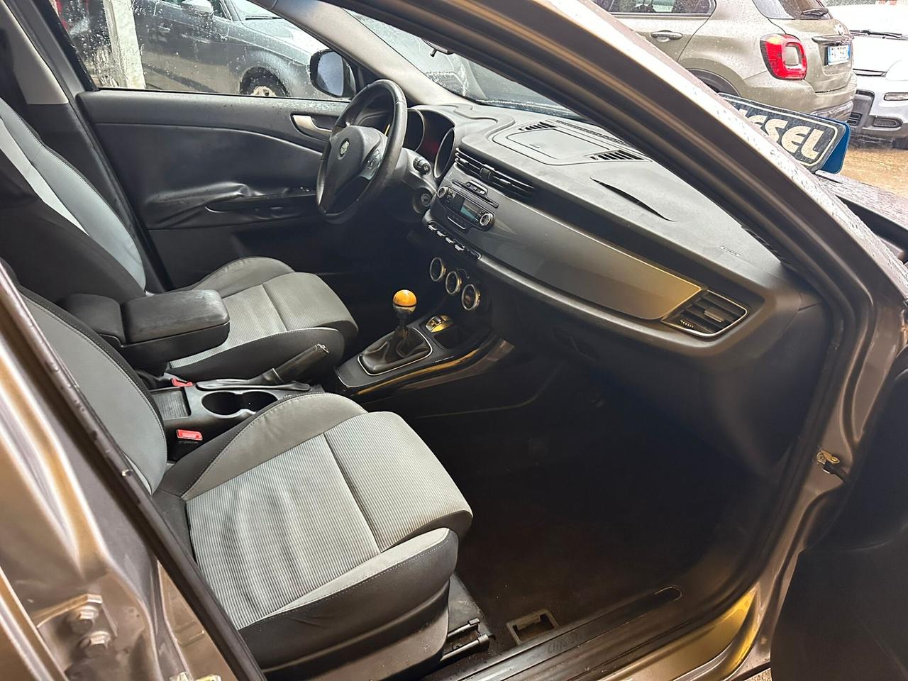 Alfa Romeo Giulietta 2.0cc diesel 12 mesi garanzia-2012