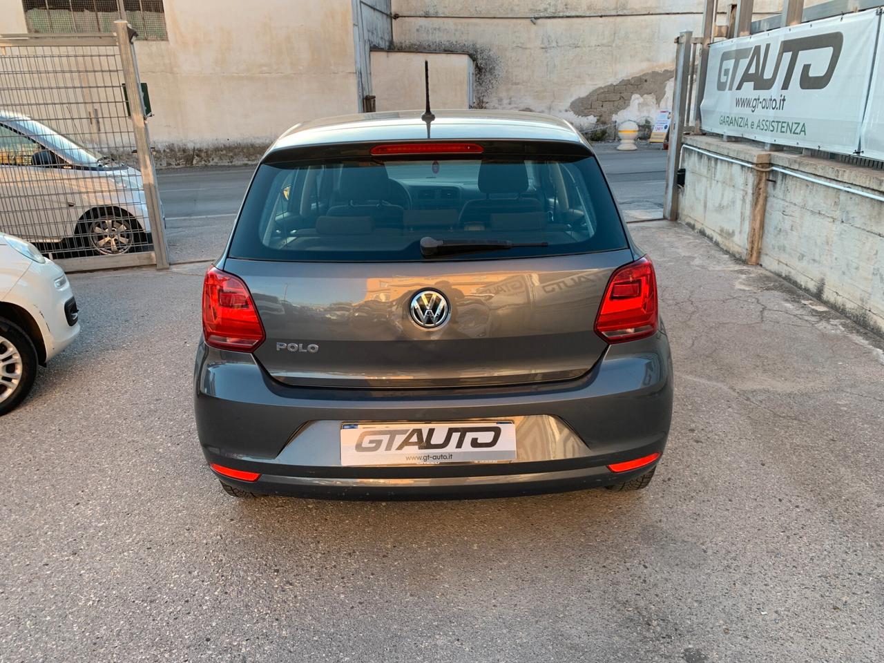 Volkswagen Polo 1.0 60Cv 5P. 2016