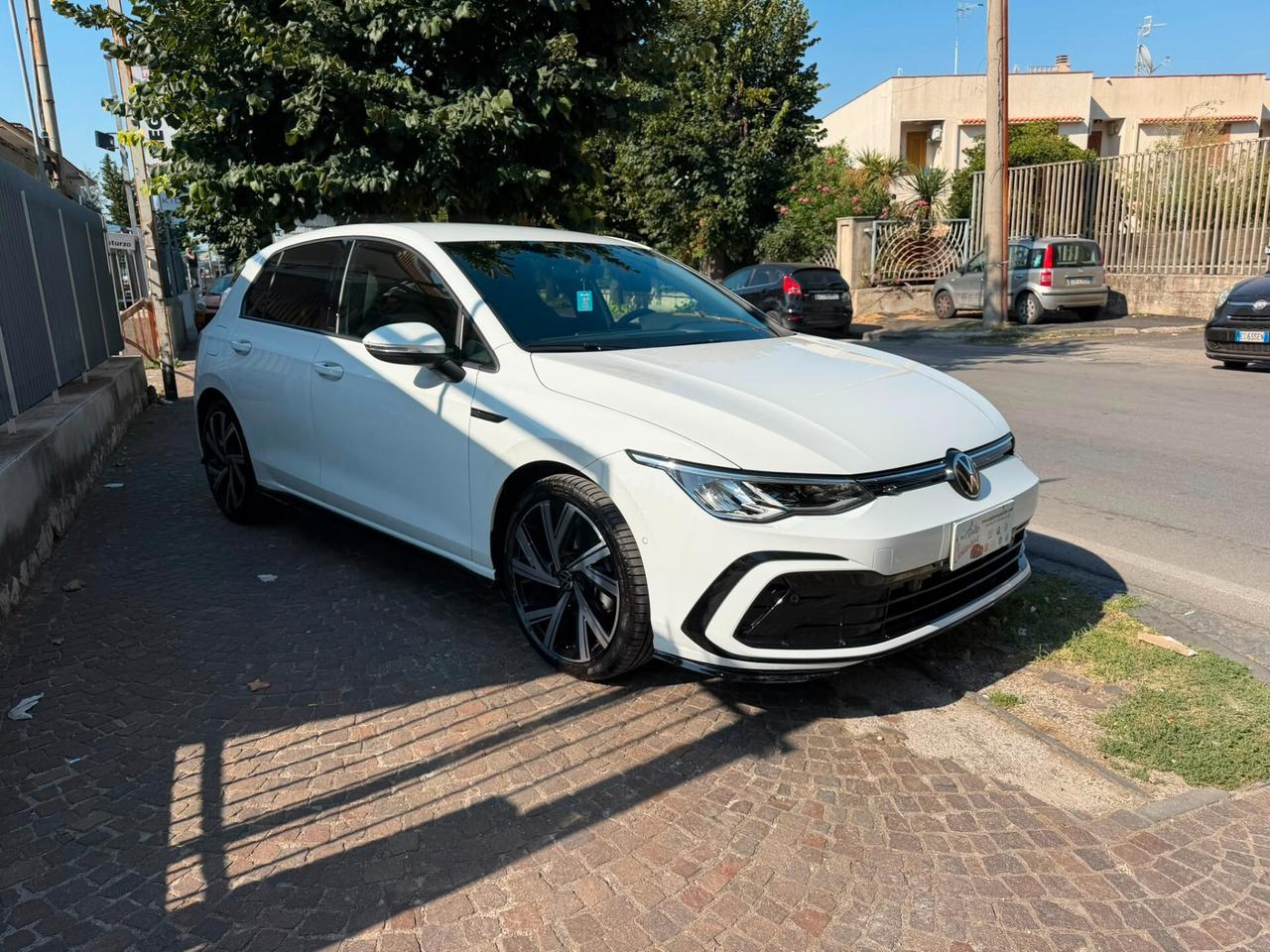 Volkswagen Golf 2.0 TDI 150 CV DSG SCR R-Line