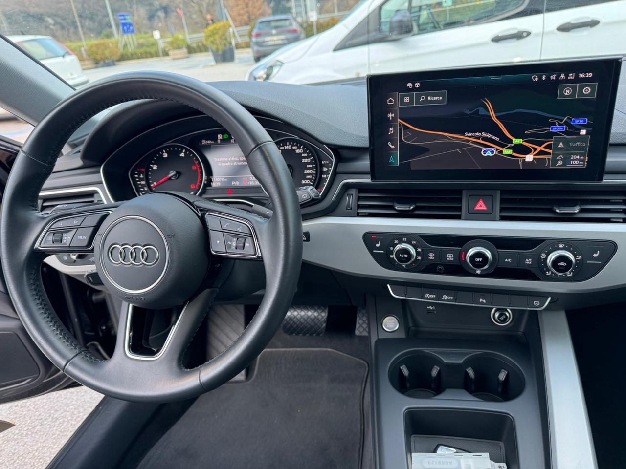 Audi A4 Avant 30 TDI/136 CV S tronic IBR/DIESEL