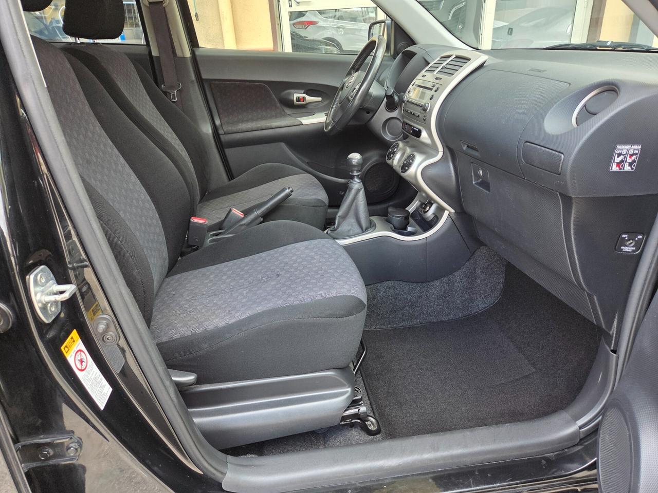 TOYOTA URBAN CRUISER 4X4 INSERIBILE KM CERTIF