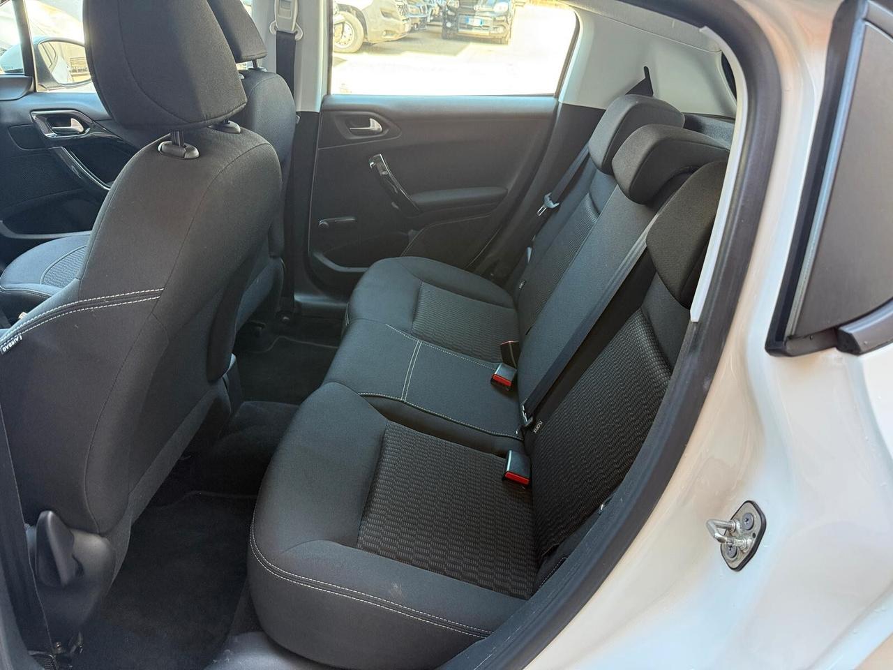 Peugeot 208 BlueHDi 75 5 porte Active